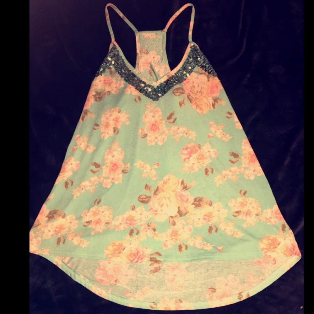 Floral Sequined Tank Top !